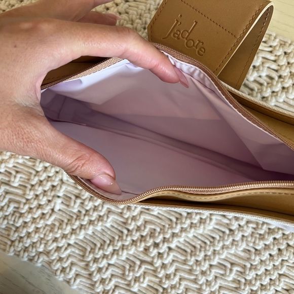 Christian Dior makeup bag - Picture 4 of 7